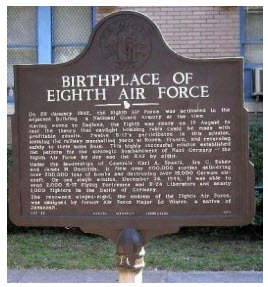 Birthplace of World War II Air Force hero Steve Snyder, historical plaque in Wilmette, Illinois.